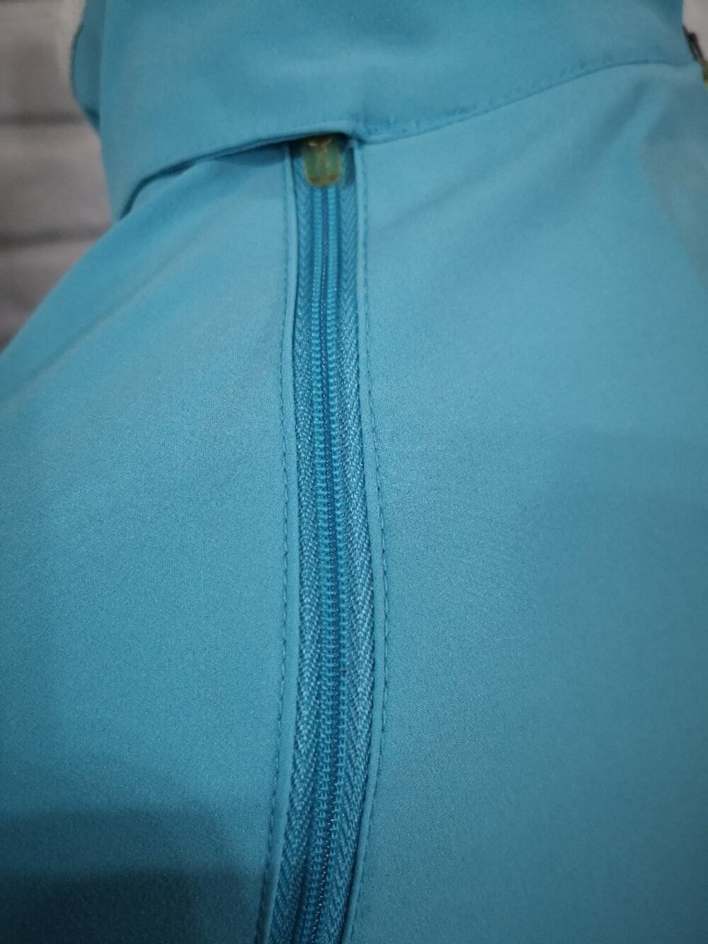 The North Face Ladies Size Large Turquoise Removable Sleeves Full Zip Jacket - Picture 6 of 15